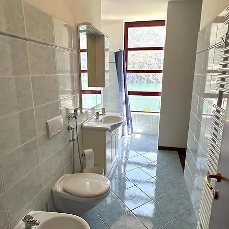 Riflessi Sul - Tramonto Laglio