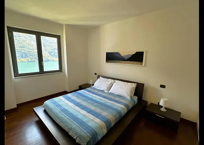 Riflessi Sul - Tramonto Laglio